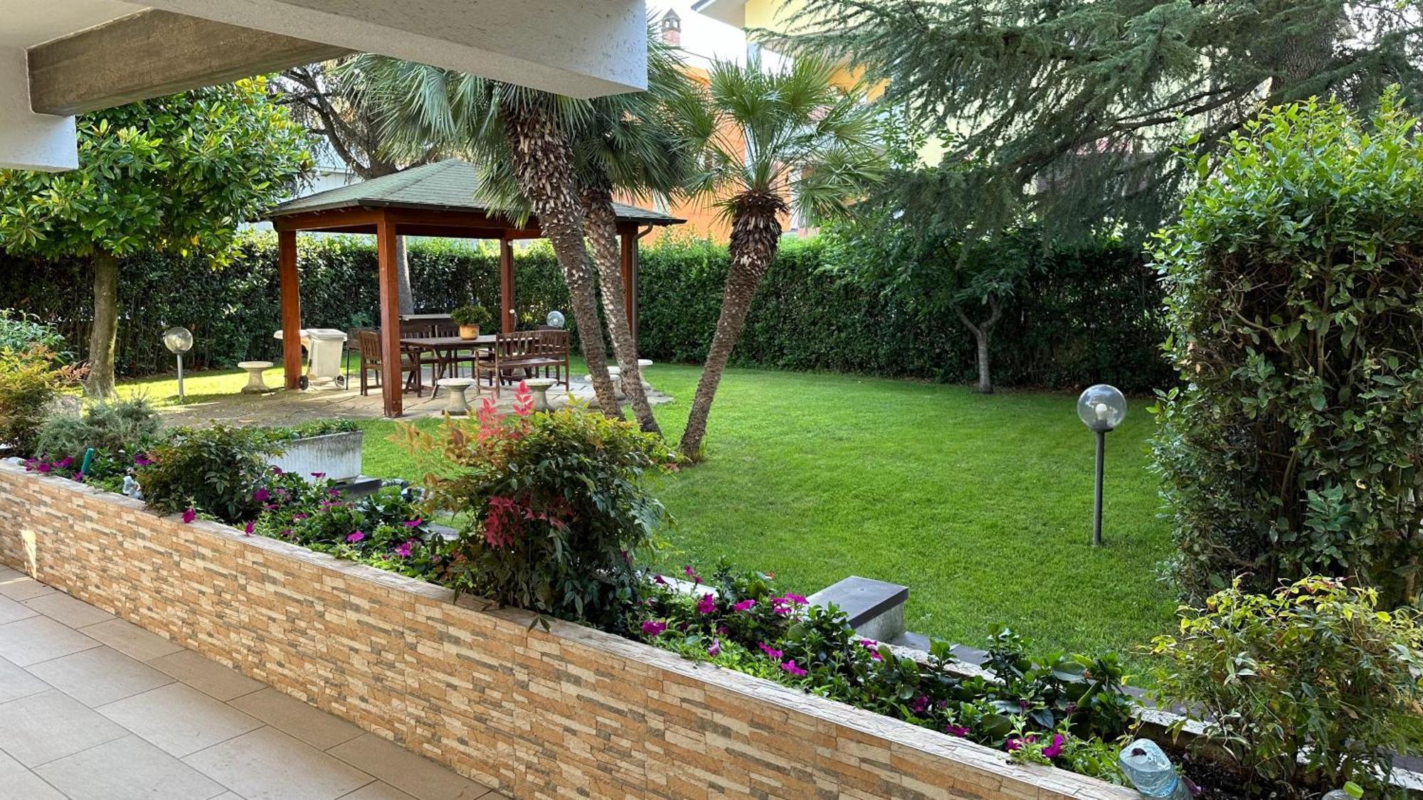 La Casa Di Gemma B&B Villa Vomano Exteriör bild